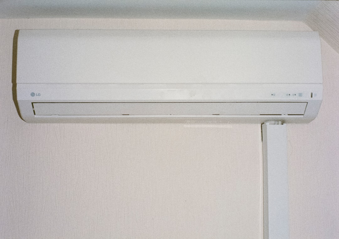 AC blowing warm air troubleshooting in a home living room - why is my ac blowing warm air troubleshooting steps